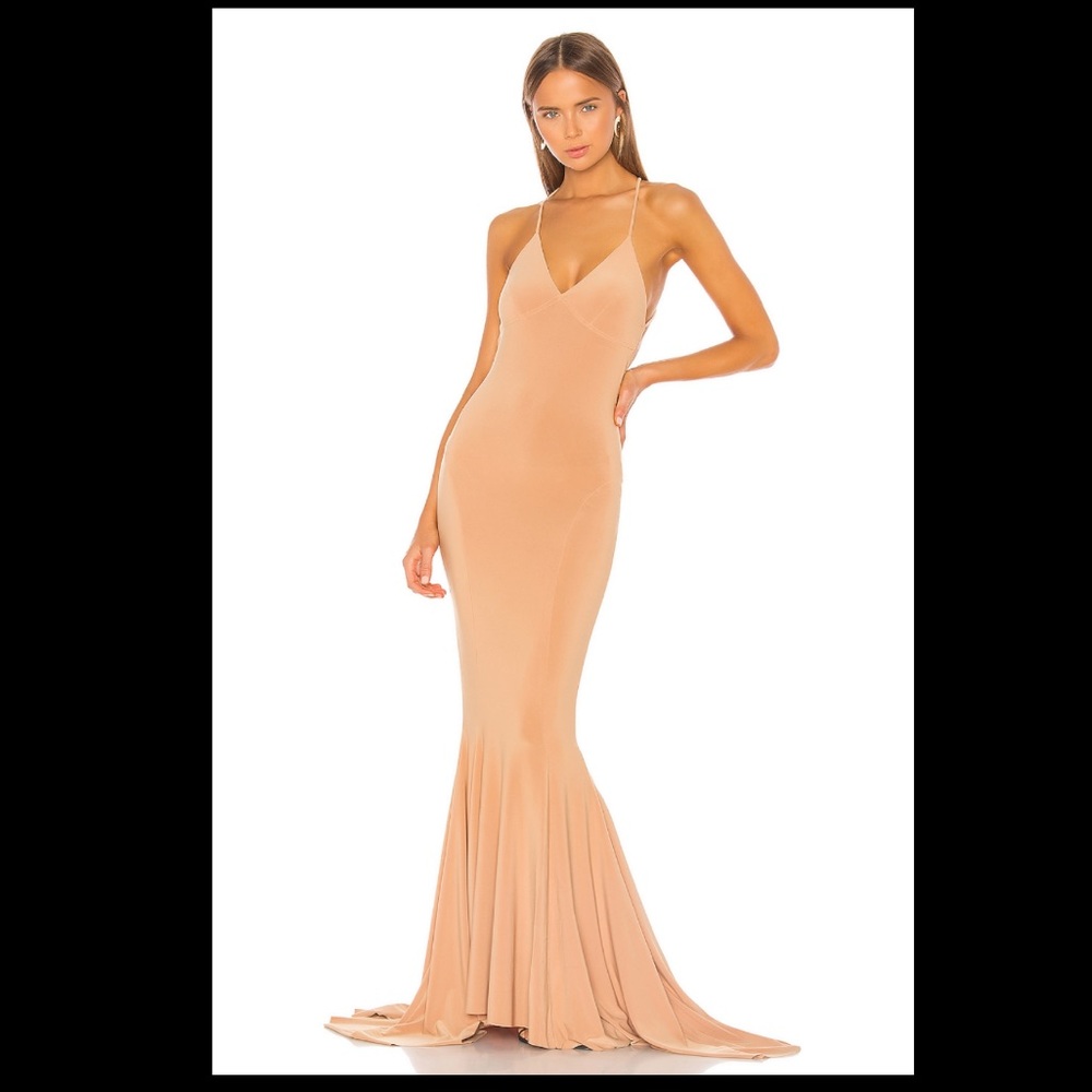 Norma Kamali Low Back Mermaid Gown Nude
NKAM-WD203